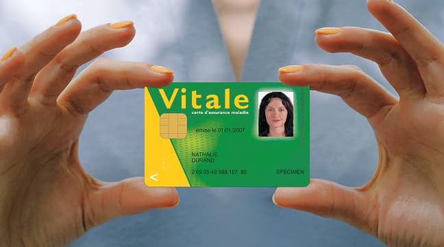 How do you get a Carte Vitale as a retiree in France?